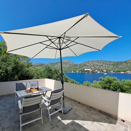 Apartman Portorus Lastovo Bagian luar foto