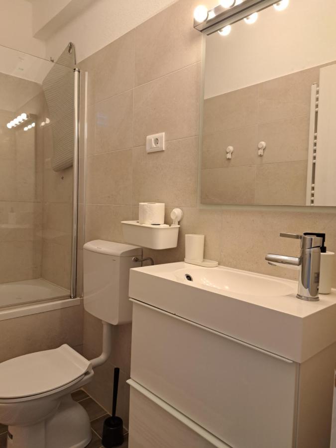 Apartman Portorus Lastovo Bagian luar foto
